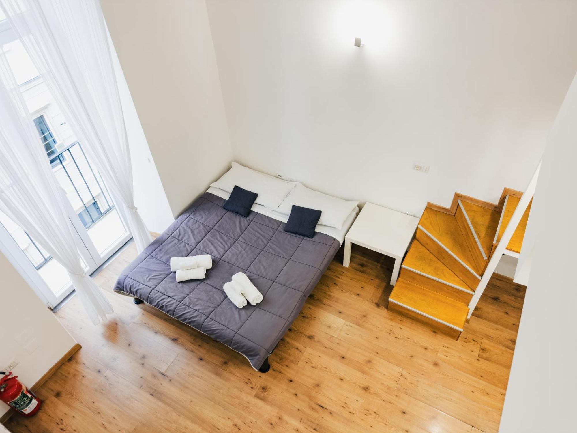 Ale & Tizy House Bed & Breakfast Napoli Bagian luar foto